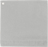 asciugamano con occhiello curl perla, colore perla, taglia 50 x 50. asciugamano piegato su sfondo neutro per una visione pulita del prodotto