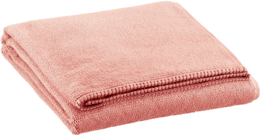 asciugamano da bagno bora azalea, colore azalea, taglia 90 x 150. asciugamano piegato su sfondo neutro per una visione pulita del prodotto