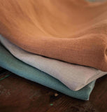 strofinaccio in canapa ciara cannella, colore cannella, taglia 50 x 70. realizzato in 100% canapa, ideale per assorbenza e delicatezza sulla pelle