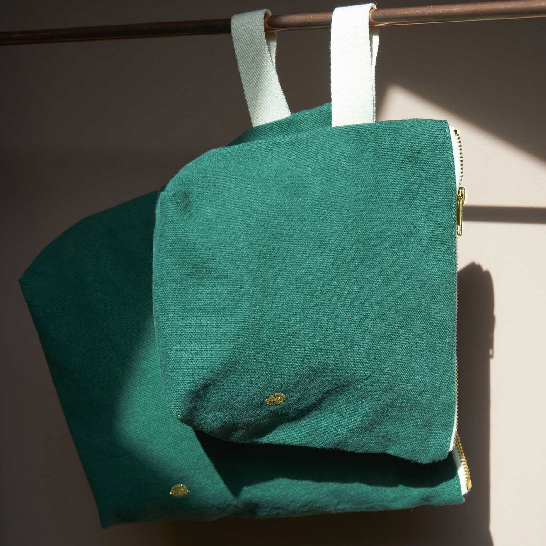 astuccio da toilette iona nori, colore nori, taglia 22 x 18 x 7,5. dettaglio del prodotto da bagno