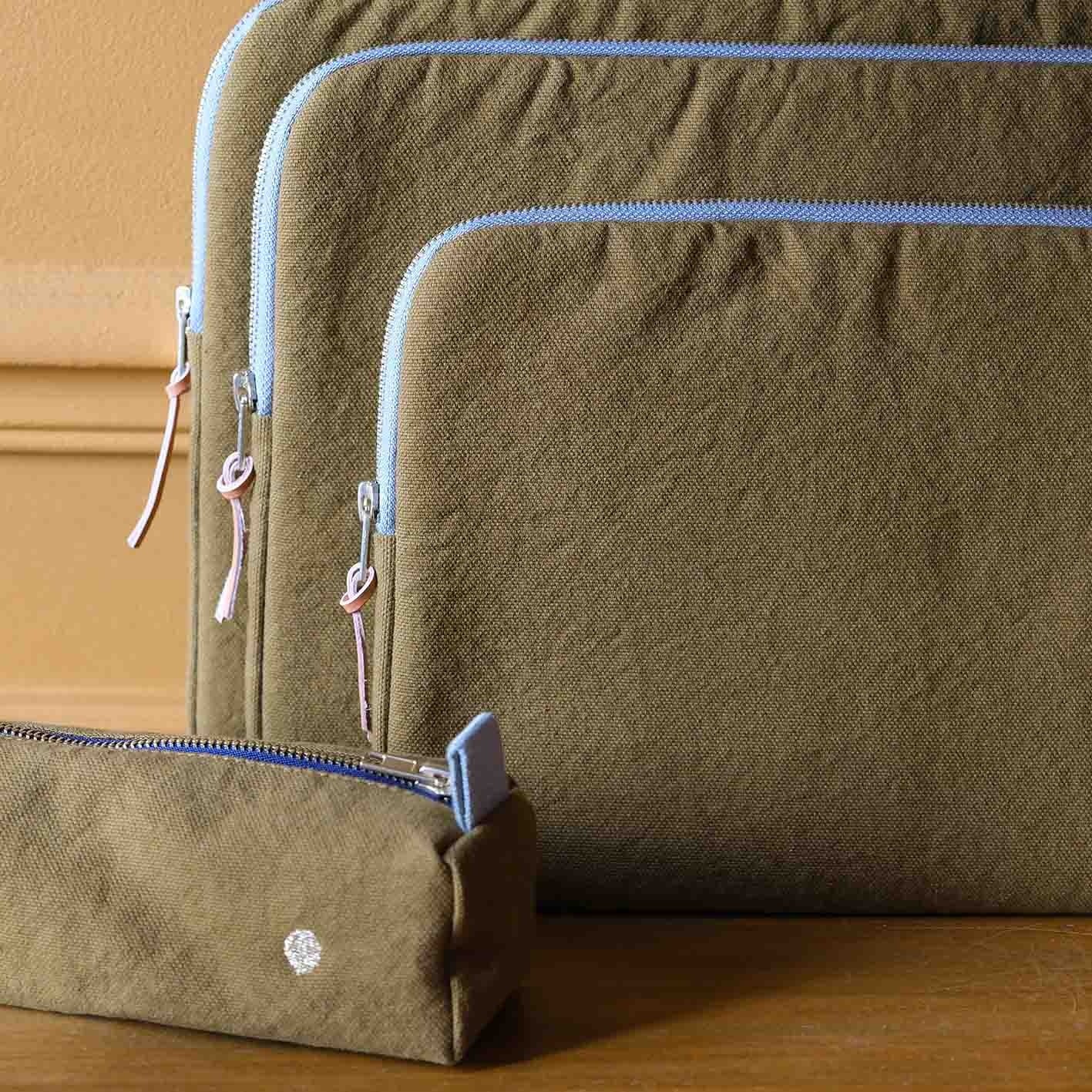 astuccio da ufficio iona noci, colore noci, taglia 6 x 20 x 6. dettaglio del prodotto da bagno