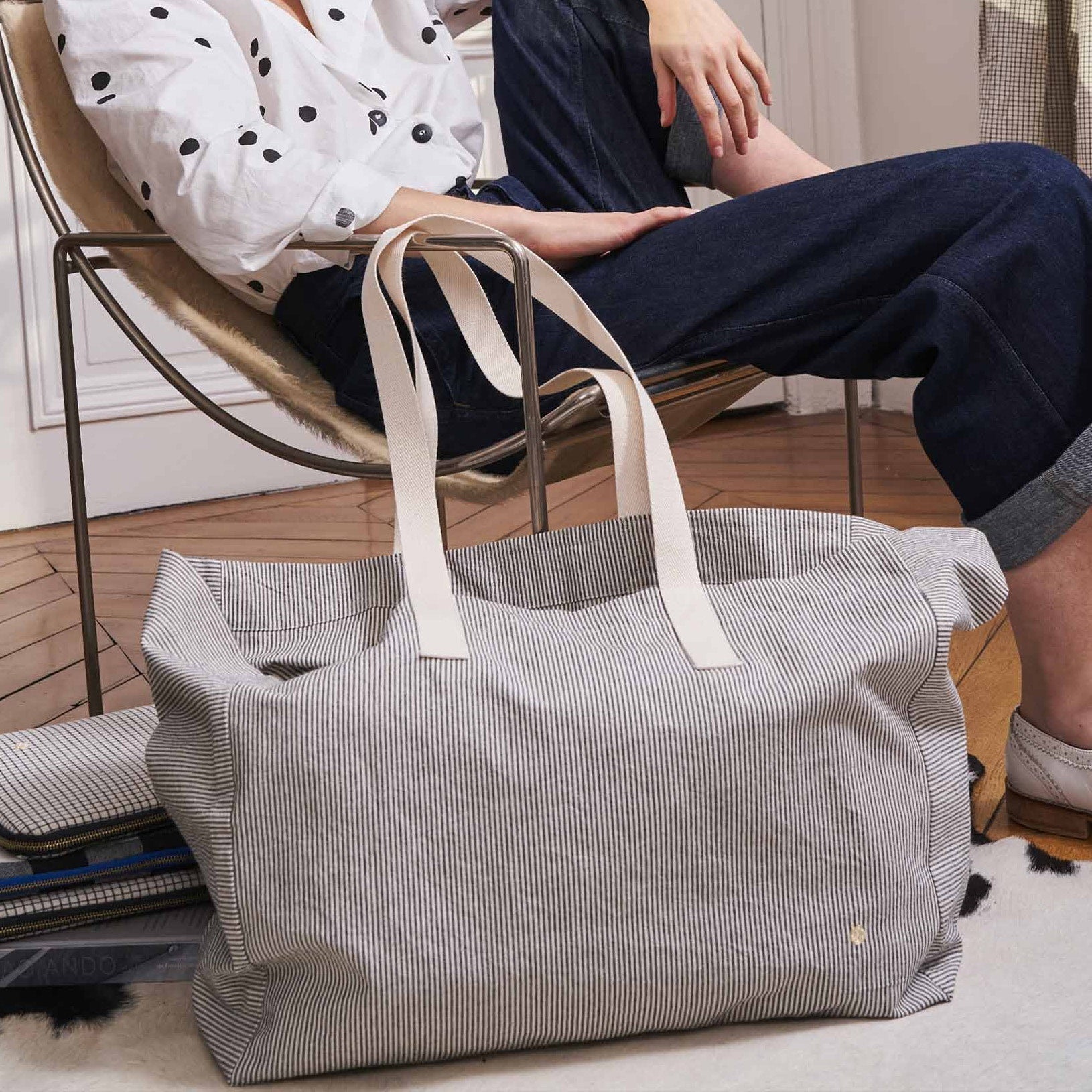 borsa shopper finette caviar, colore finette caviar, taglia 38 x 46 x 18. compagna ideale per il mercato, la città o il weekend