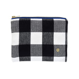 pochette max caviar, colore max caviar, taglia m. vista frontale della pochette in tessuto naturale su sfondo neutro