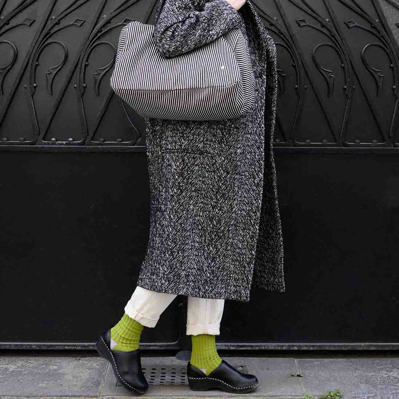 calzini yvette pistacchio, colore pistacchio, taglia 42/45. calzini in cotone biologico per un benessere quotidiano e sostenibile