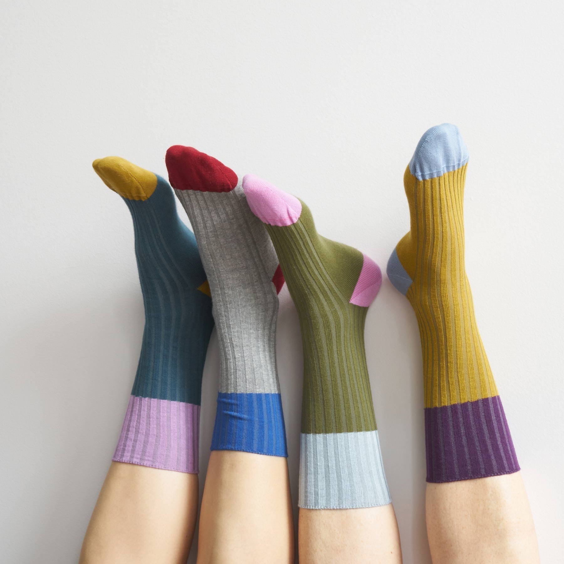 calzini yvette oliva, colore oliva, taglia 39/41. accessorio eco-friendly ideale per ogni stagione