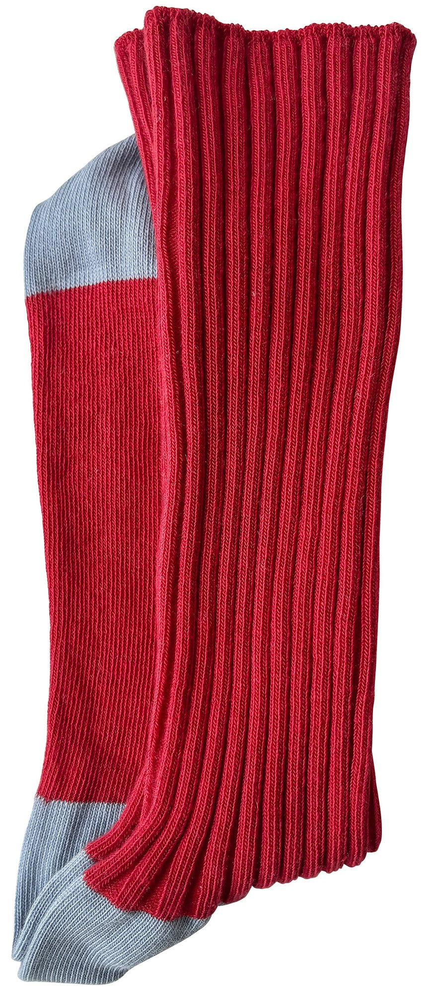 calzini yvette ciliegia, colore ciliegia, taglia 42/45. paio di calzini ecosostenibili piegati su sfondo neutro per evidenziare il tessuto naturale