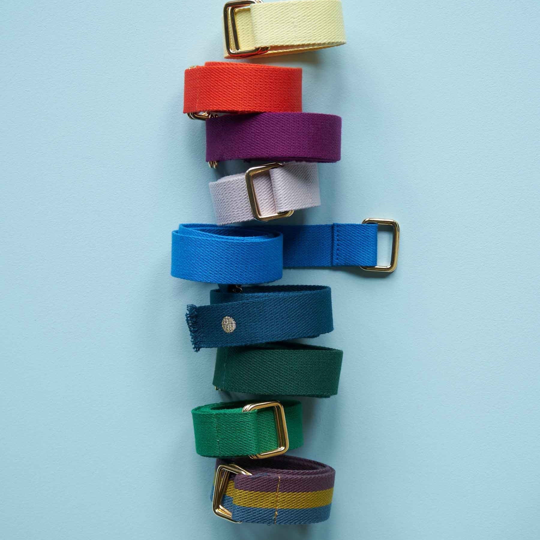 cintura ursule erba, colore erba, taglia 3 x 110. accessorio eco-friendly perfetto per completare un outfit sostenibile