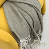 plaid carina oliva, colore oliva, taglia 130 x 190. mantiene il letto caldo nelle notti più fredde