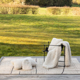 plaid noam neve, colore neve, taglia 140 x 180. coperta di qualità ideale per le notti fredde o il relax sul divano