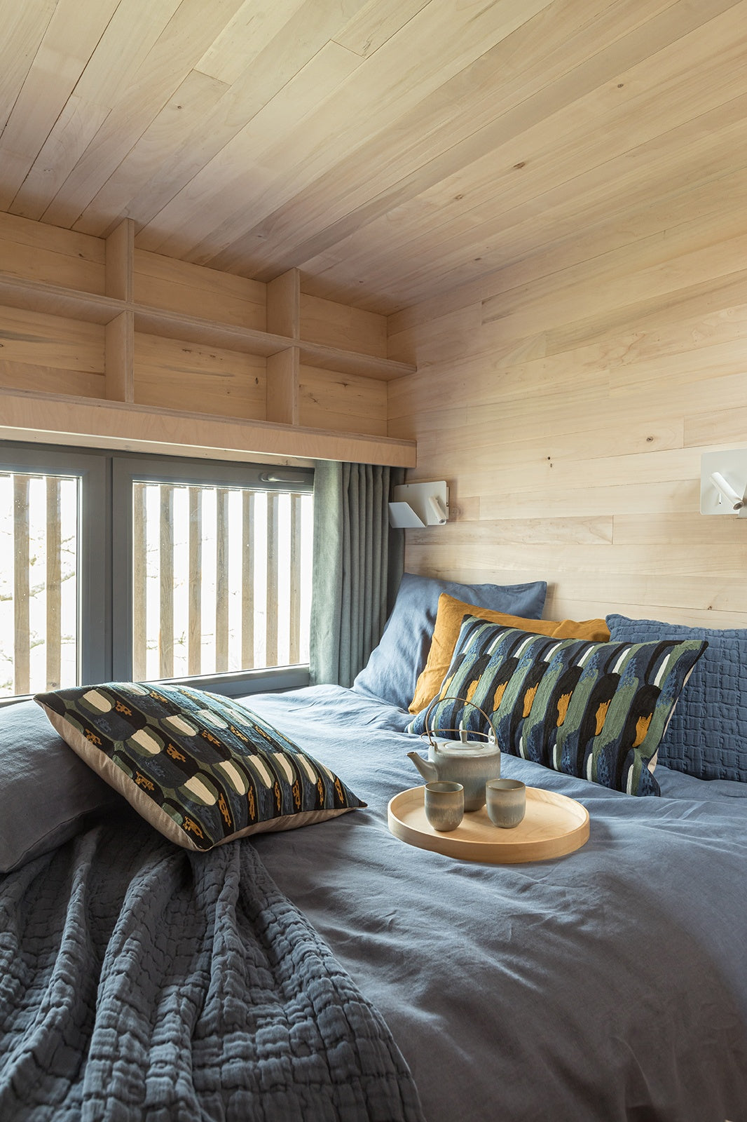 plaid swami tempesta, colore tempesta, taglia 130 x 200. coperta di qualità ideale per le notti fredde o il relax sul divano