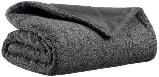 plaid barry carbone, colore carbone, taglia 130 x 160. vista frontale della coperta piegata su sfondo bianco 2000