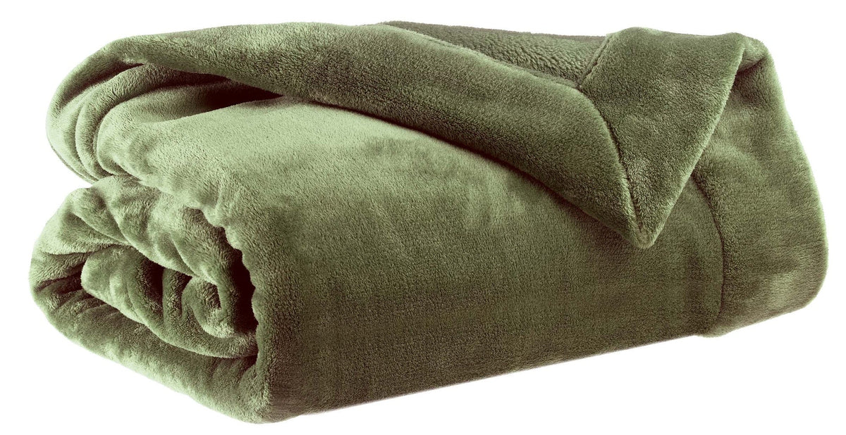 plaid tender timo, colore timo, taglia 150 x 200. vista frontale della coperta piegata su sfondo bianco