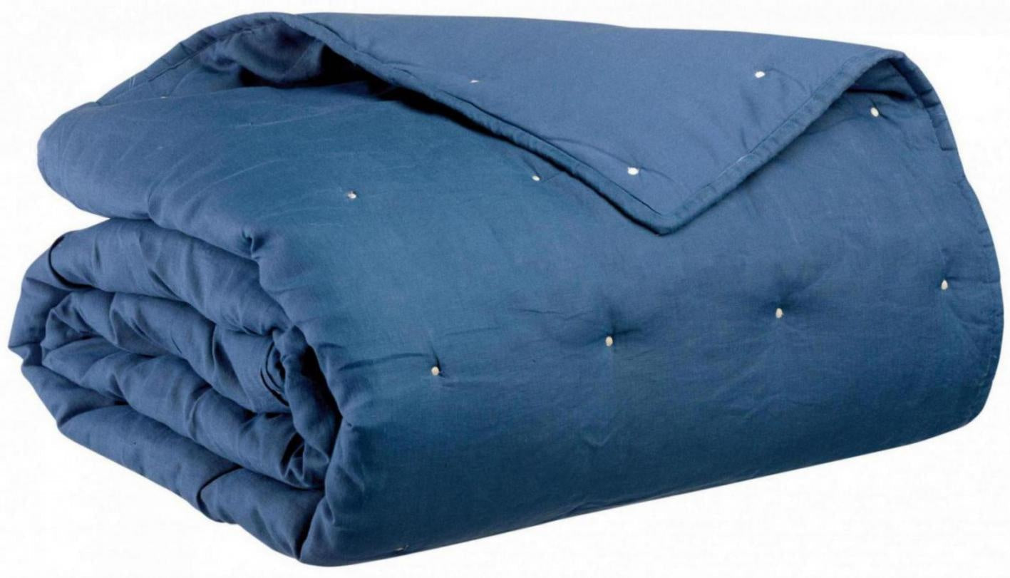 coperta zeff touareg, colore touareg, taglia 240 x 260. vista frontale della coperta piegata su sfondo bianco