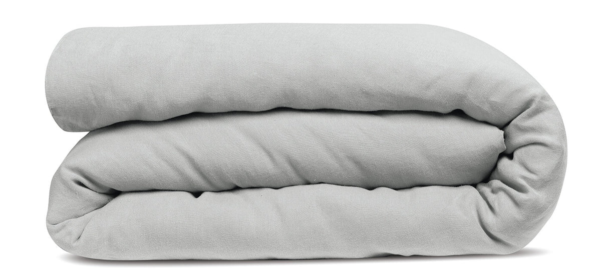 copripiumino kala perla, colore perla, taglia 260 x 240. copripiumino piegato su sfondo neutro per una visione dettagliata