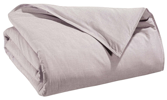 copripiumino louna fecce di vino, colore fecce di vino, taglia 260 x 240. copripiumino piegato su sfondo neutro per una...