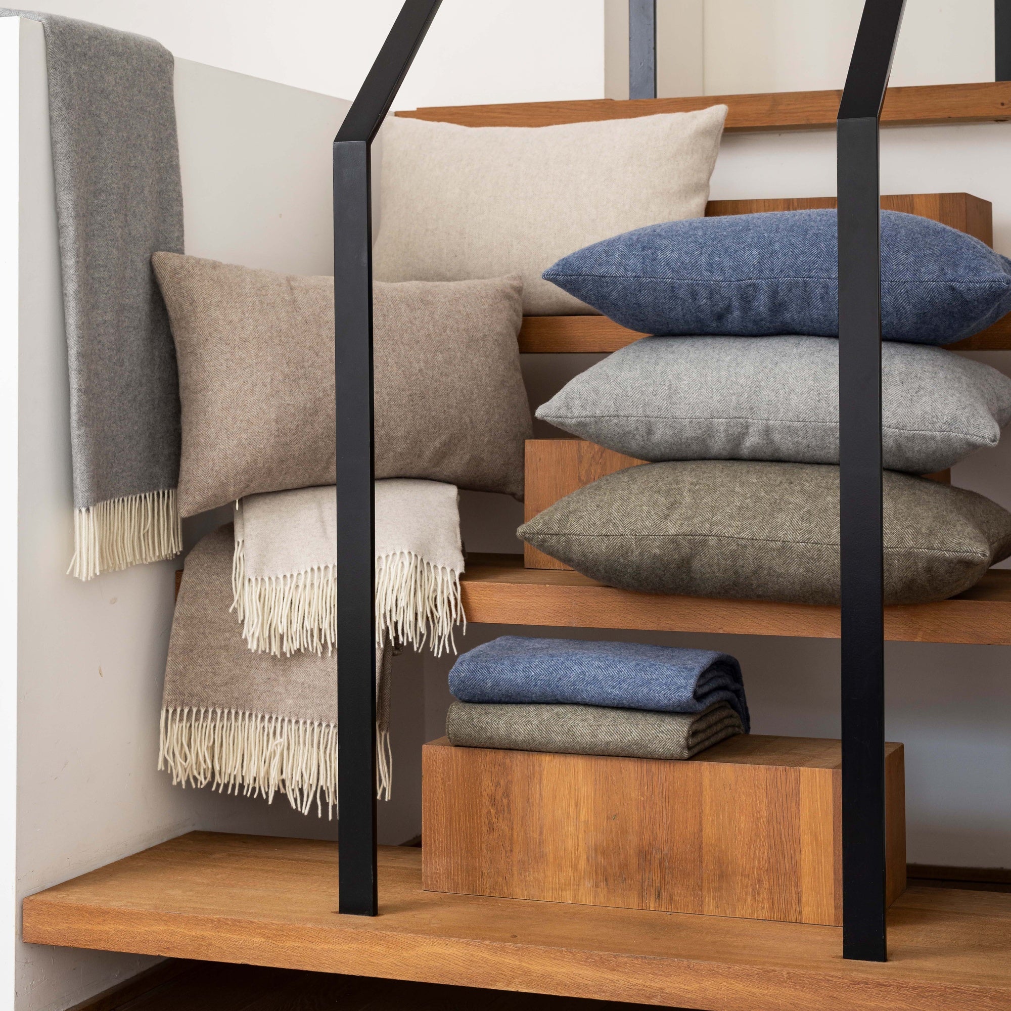 cuscino carina perla, colore perla, taglia 40 x 65. design versatile che si adatta a stili moderni e classici