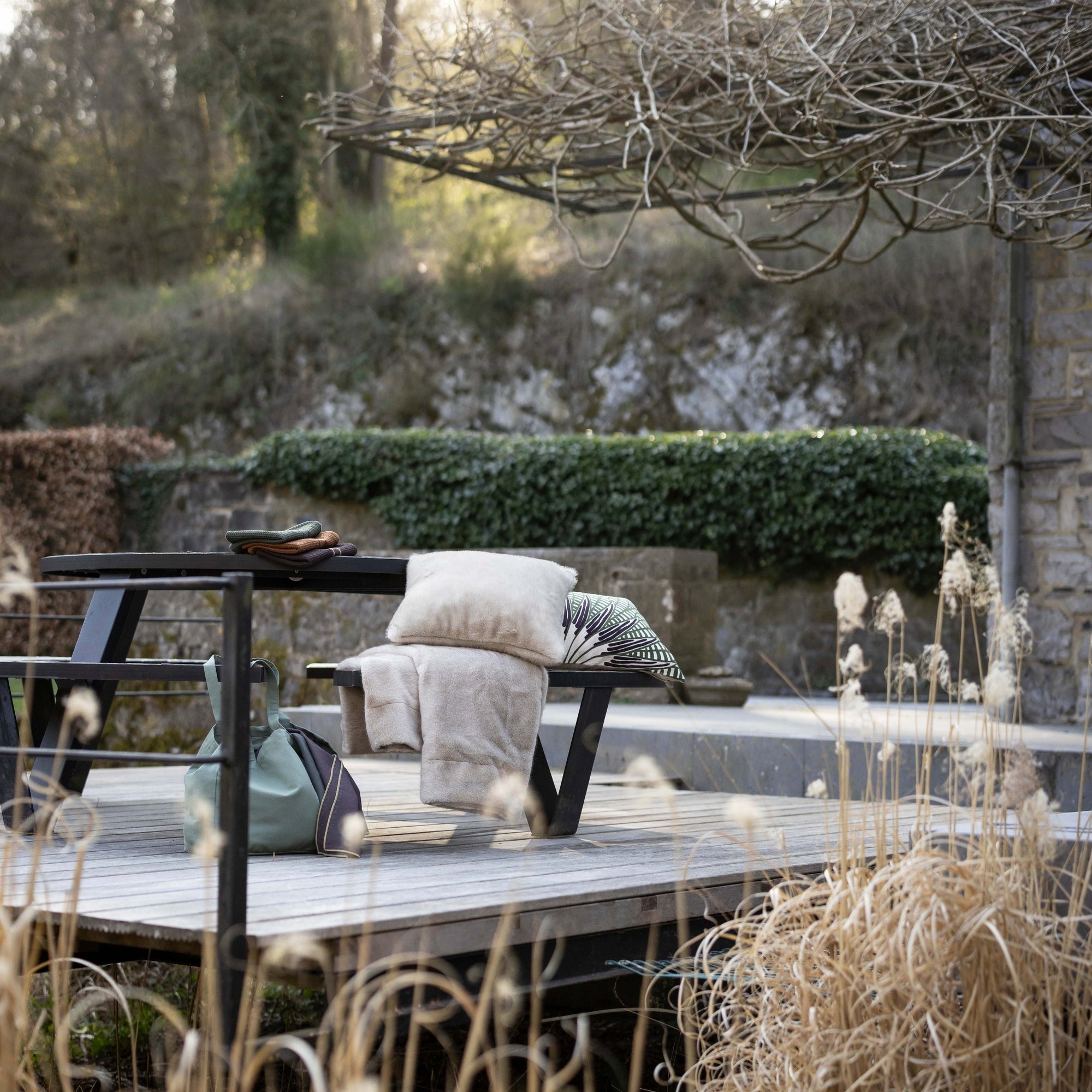 cuscino liwen naturale, colore naturale, taglia 45 x 45. design versatile che si adatta a stili moderni e classici