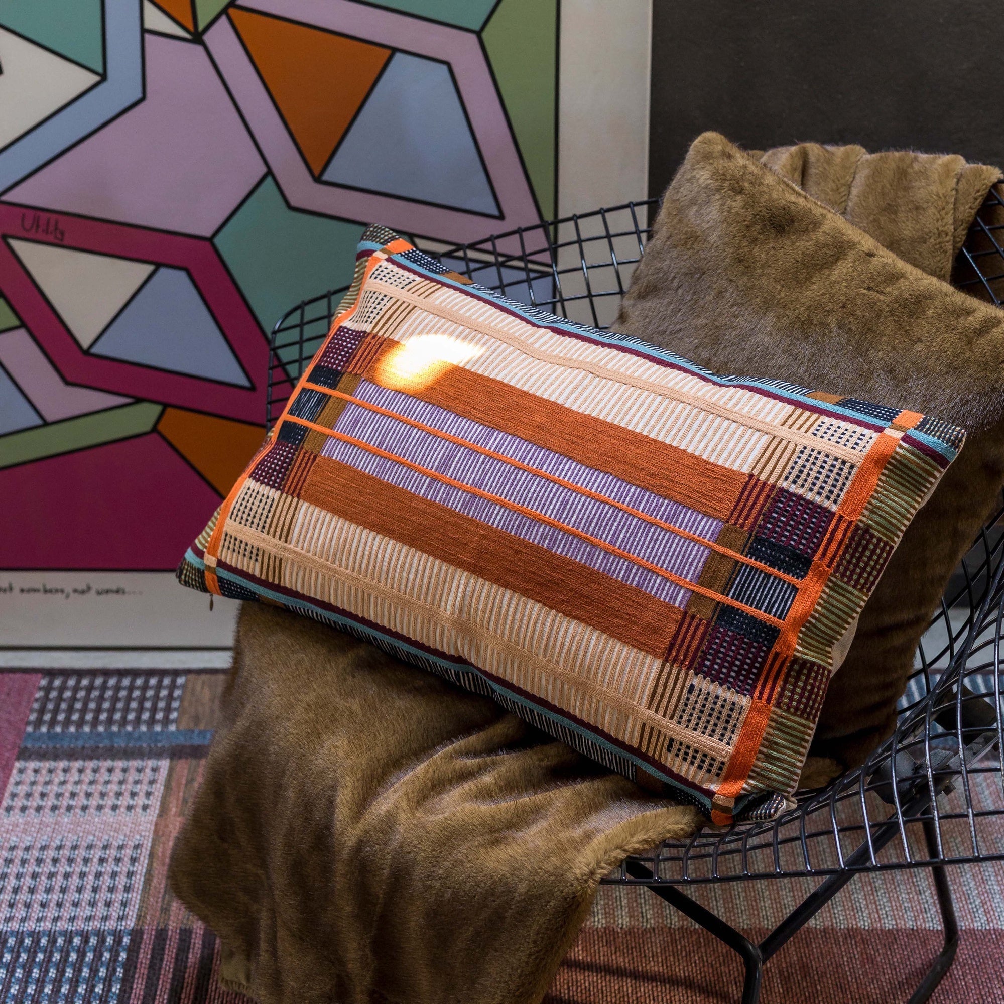 cuscino liwen caffè, colore caffè, taglia 45 x 45. design versatile che si adatta a stili moderni e classici