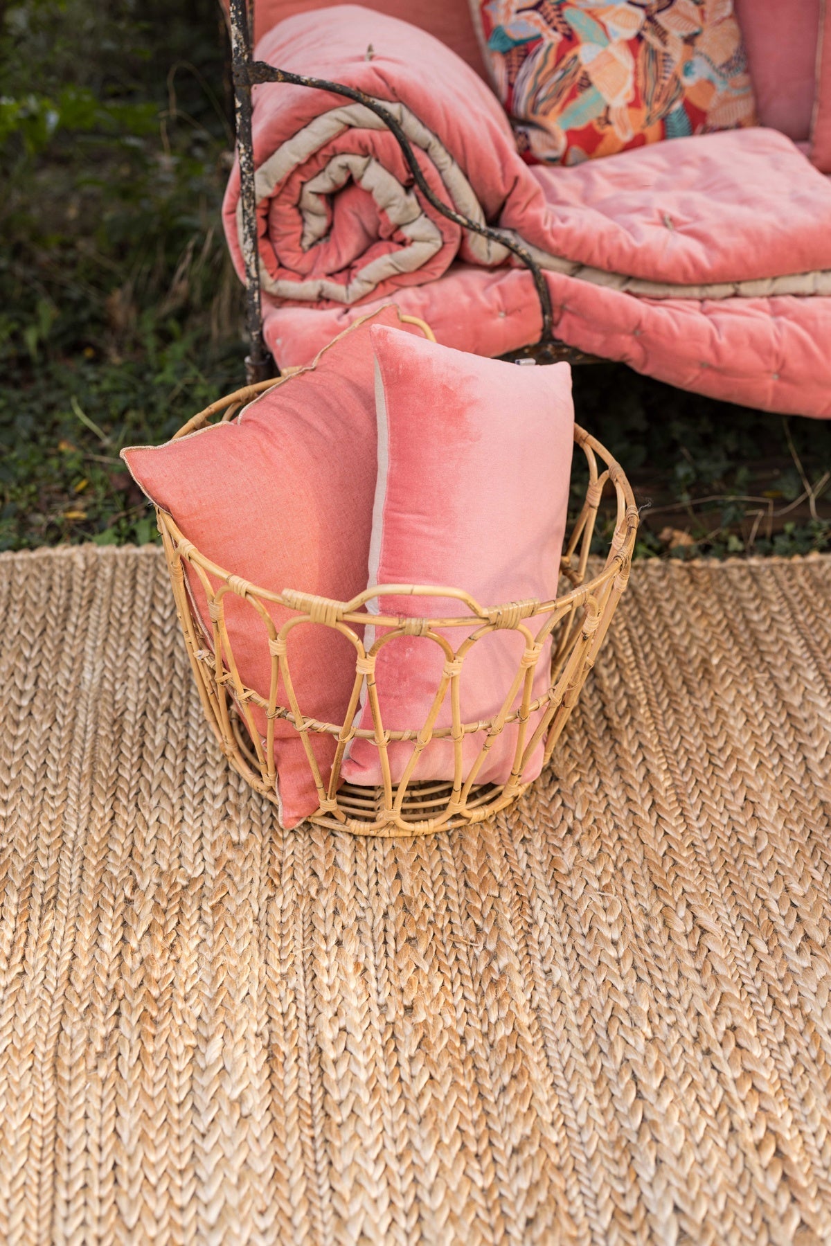 cuscino zeff celeste pesca, colore pesca, taglia 45 x 45. design versatile che si adatta a stili moderni e classici