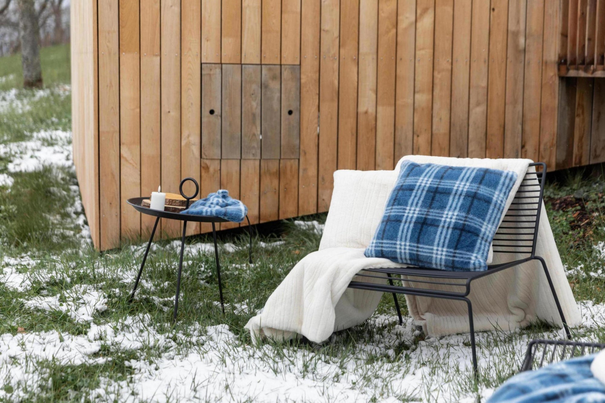 cuscino luba inchiostro, colore inchiostro, taglia 45 x 45. design versatile che si adatta a stili moderni e classici