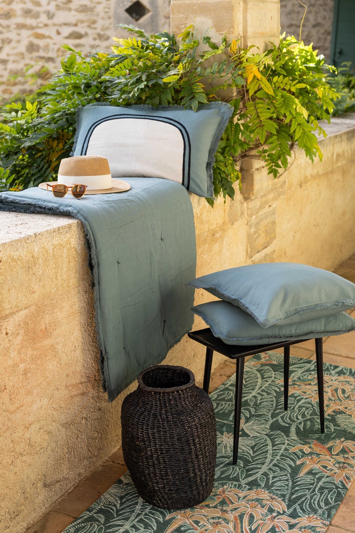 cuscino bicolore laly prussia, colore prussia, taglia 40 x 65. ideale come complemento d’arredo su divani, poltrone o letti