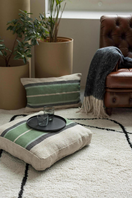 cuscino da pavimento gatsby eucalipto, colore eucalipto, taglia 55 x 55 x 10. ideale per angoli lettura, relax o zone gioco