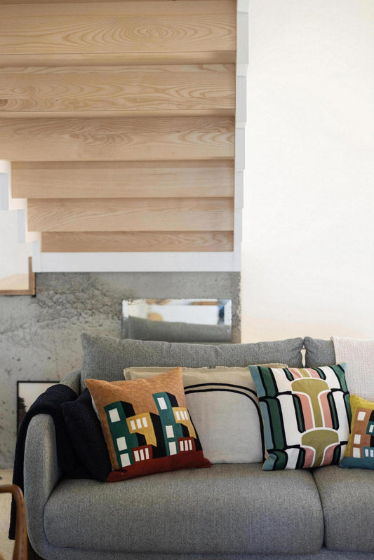 cuscino ricamato suri multico, colore multico, taglia 45 x 45. ideale come complemento d’arredo su divani, poltrone o letti