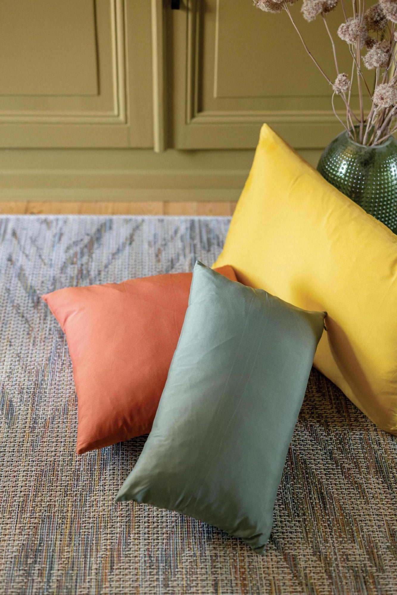 cuscino riciclato gianni verbena, colore verbena, taglia 45 x 45. design versatile che si adatta a stili moderni e classici