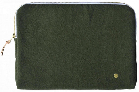 custodia per computer iona cavolo riccio, colore cavolo riccio, taglia 13-14"". vista frontale della custodia in tessuto eco su sfondo neutro