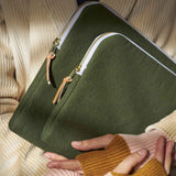 custodia per computer iona cavolo riccio, colore cavolo riccio, taglia 13-14"". realizzata in tessuto naturale, protegge il laptop con stile e sostenibilità