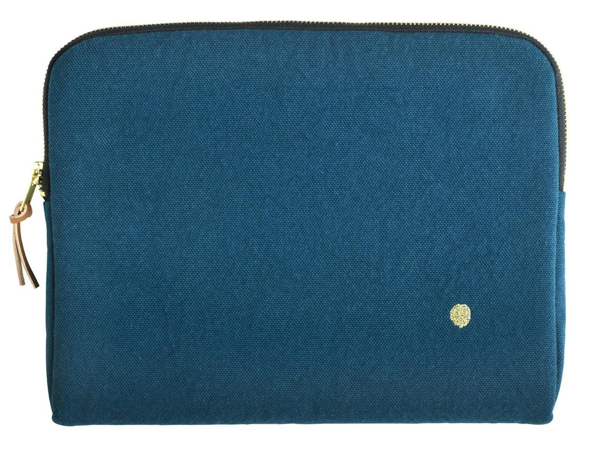 custodia ipad iona uragano, colore uragano, taglia 19 x 26 x 3. dettaglio del prodotto da bagno