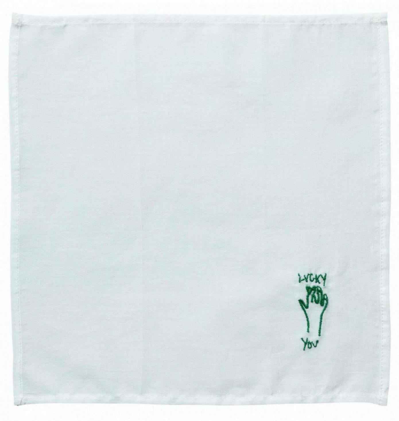 fazzoletto hankie lucky verde, colore verde, taglia 25 x 25. dettaglio del prodotto da bagno