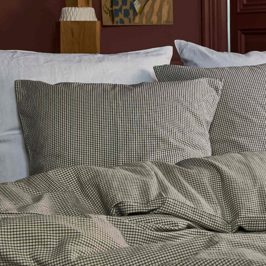 federa gustave caviar, colore gustave caviar, taglia 65 x 65. ispirazione per l’arredamento