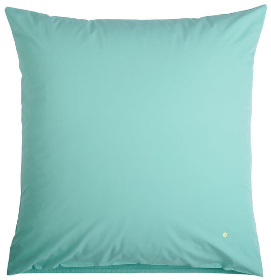 federa celeste diabolo, colore diabolo, taglia 65 x 65. federa per cuscino in tessuto naturale mostrata su fondo neutro