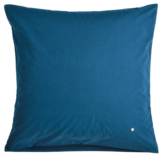 federa celeste uragano, colore uragano, taglia 65 x 65. federa per cuscino in tessuto naturale mostrata su fondo neutro 1080