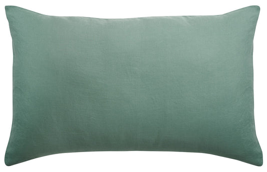 federa kala salvia, colore salvia, taglia 50 x 75. federa per cuscino in tessuto naturale mostrata su fondo neutro