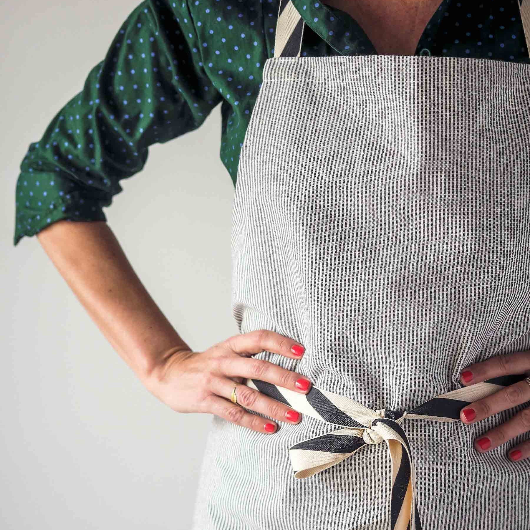 grembiule da cucina finette caviar, colore finette caviar, taglia 90 x 75. ideale per cucinare con stile e protezione