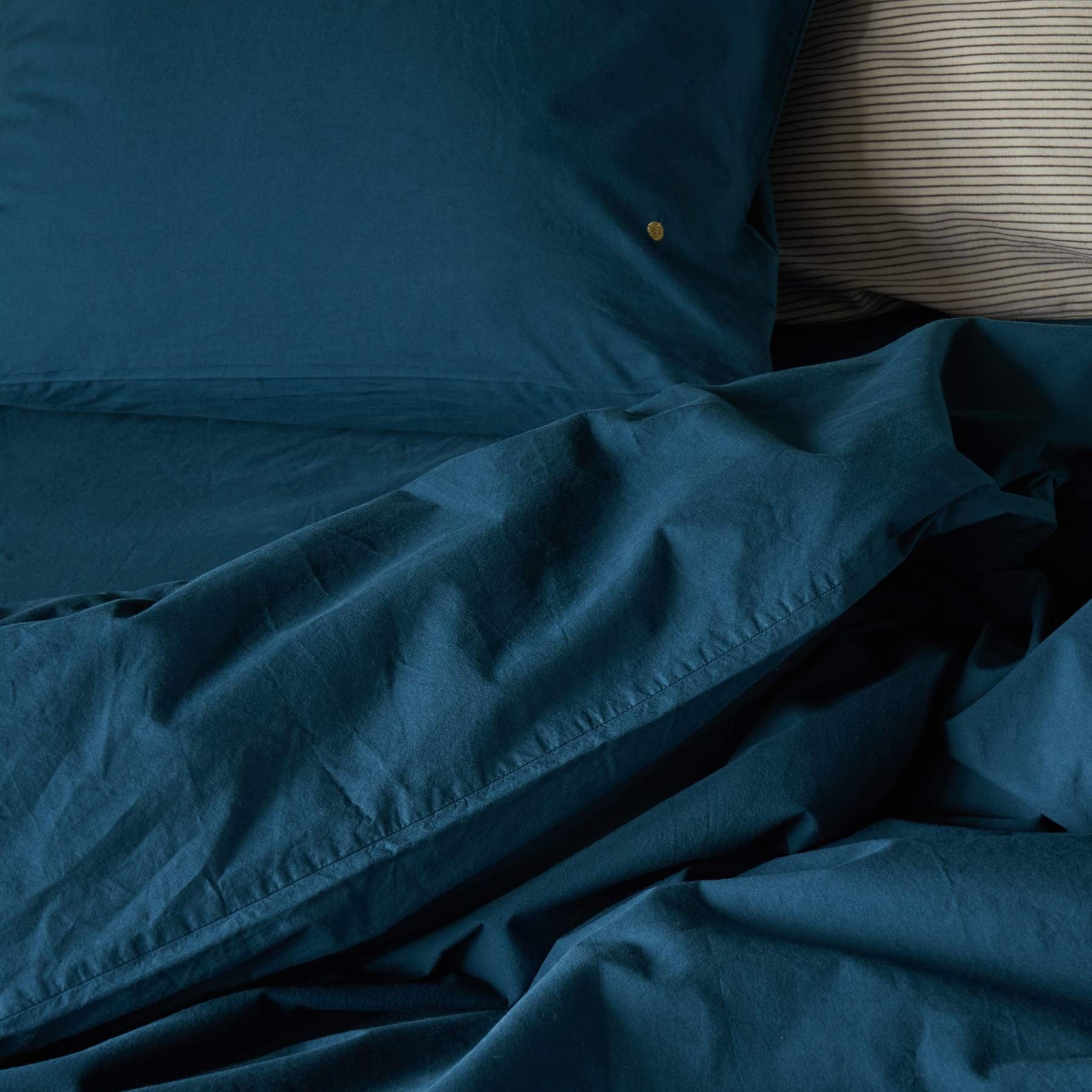 lenzuolo con angoli celeste uragano, colore uragano, taglia 140 x 200. ideale per proteggere il materasso e migliorare il...