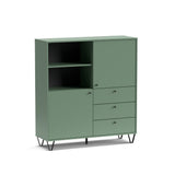 credenza aldo 6 con 2 ante e 3 cassetti colore verde, dettaglio delle maniglie e finitura del materiale