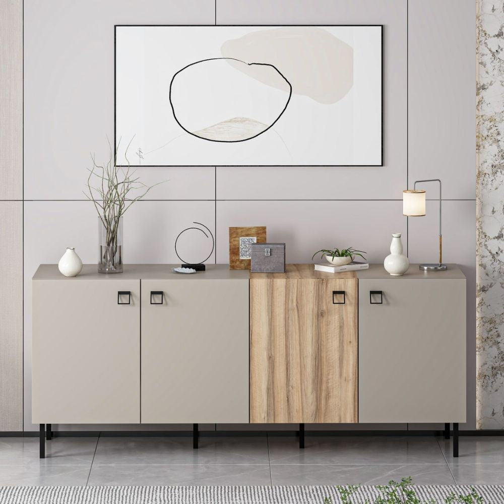 madia mila con 3 ante cashmere e 1 anta rovere con maniglie e piedini neri, credenza in legno con ante battenti e spazio interno capiente