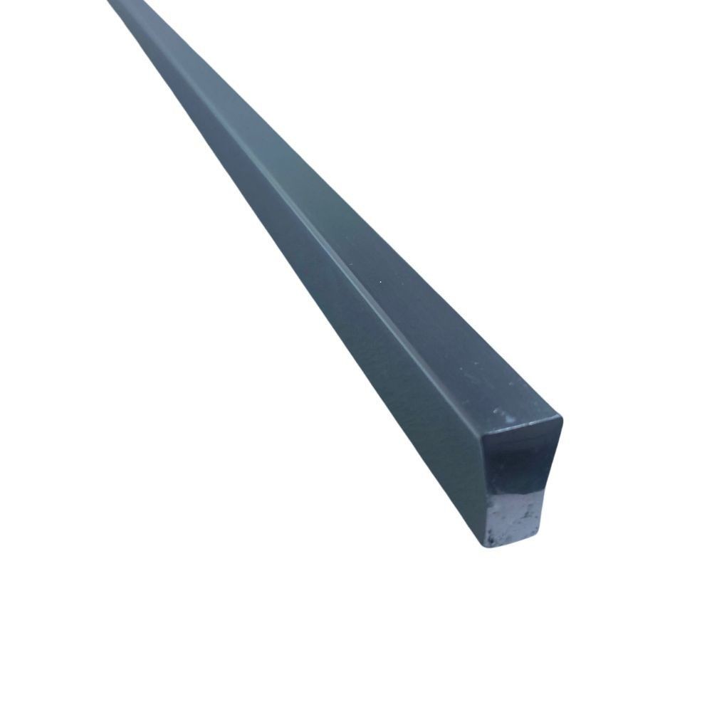 maniglia per armadio gsg120 in alluminio finitura cromata, dettaglio della finitura e forma della maniglia