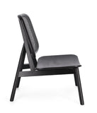 poltrona lounge yves in legno di teak e rattan nero, vista ambientata in soggiorno o angolo lettura