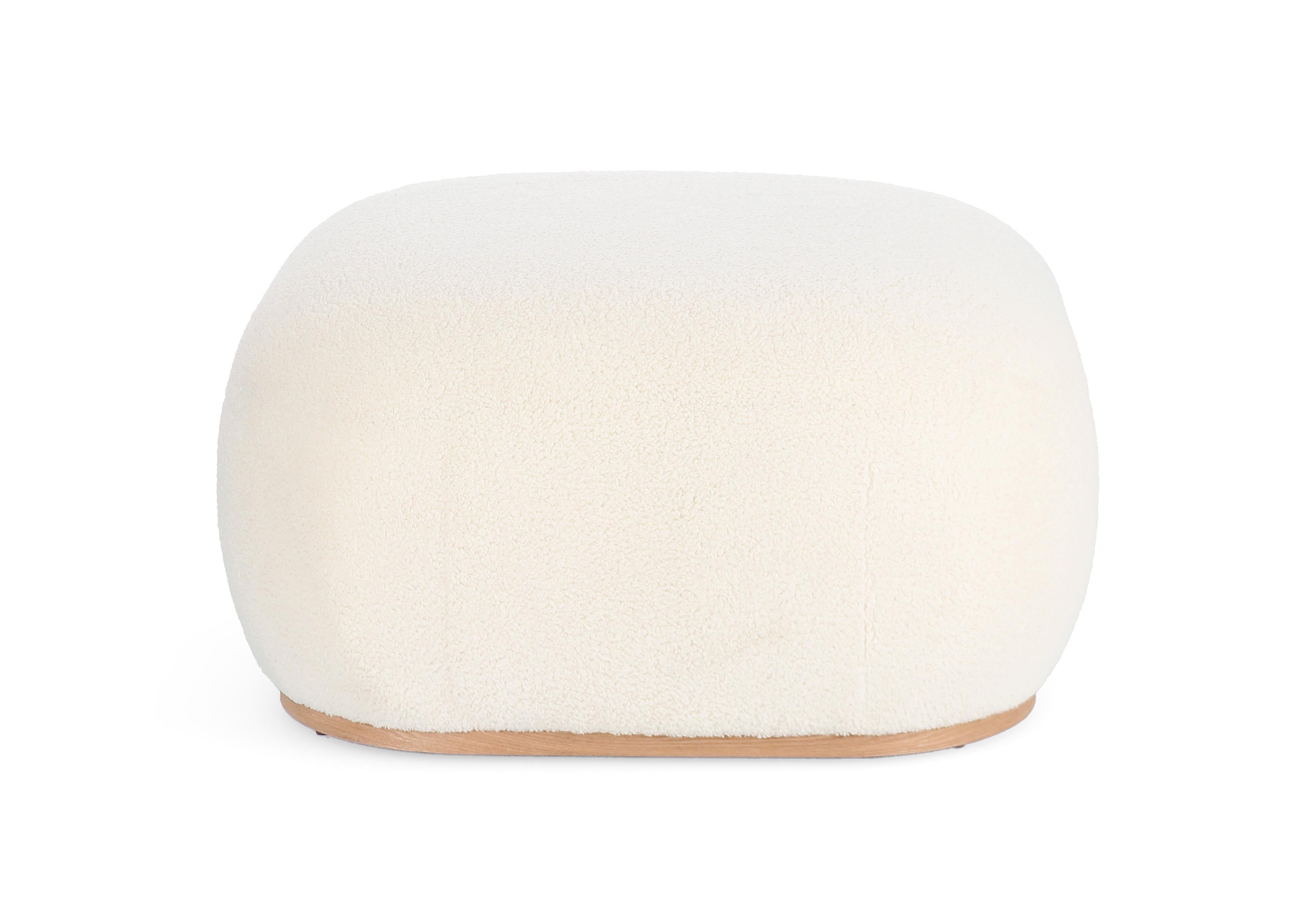 pouf miriana tessuto bianco e base in legno, complemento d’arredo ideale per soggiorno o camera