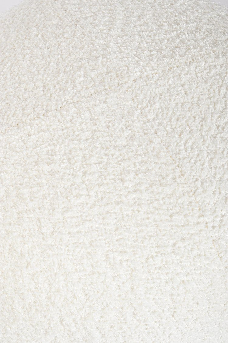 pouf dayla in tessuto bianco effetto bouclé e gambe in legno rubberwood, pouf contenitore pratico per riporre oggetti e...