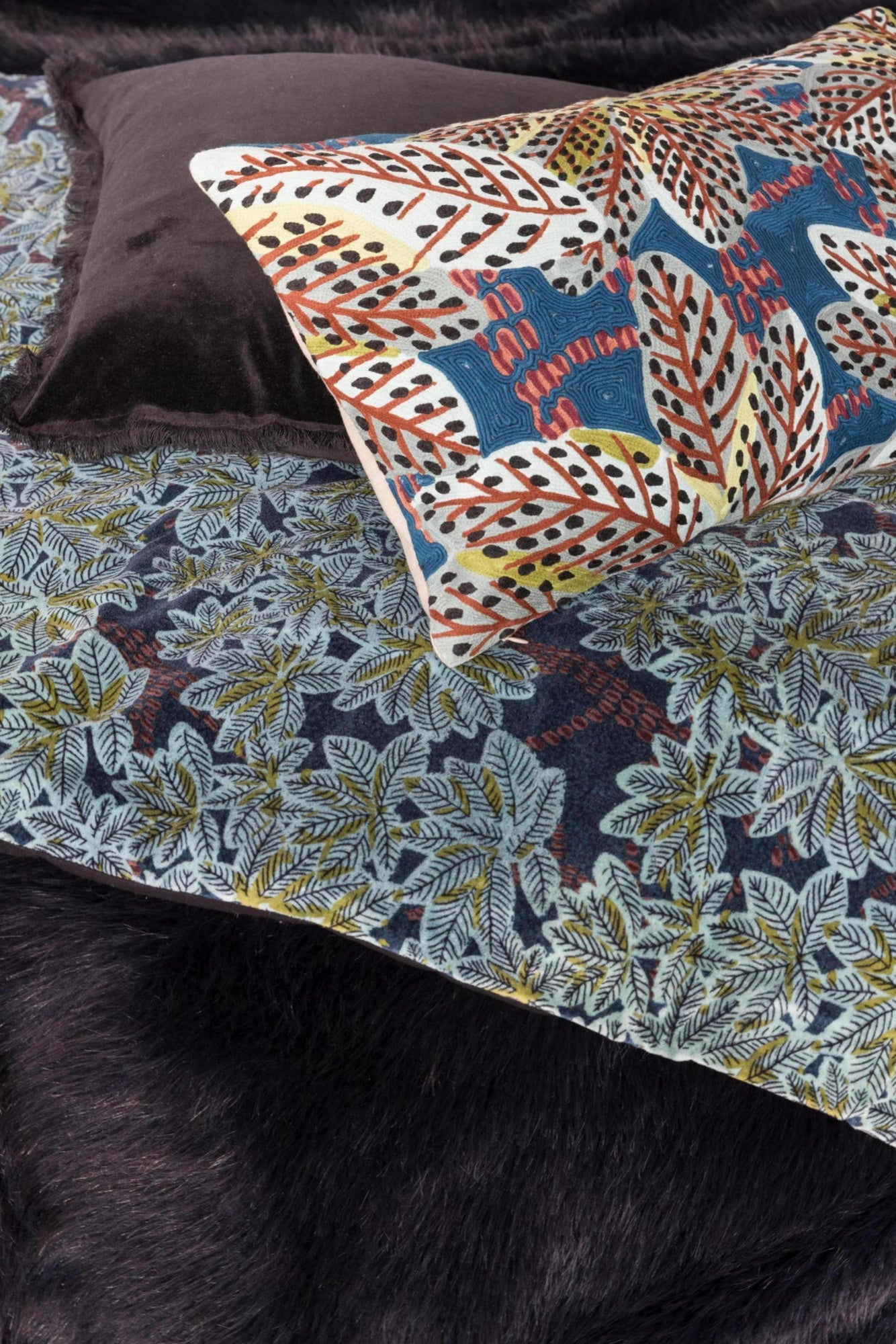 piumino stampato ariane olio, colore olio, taglia 85 x 200. facile da abbinare a copripiumini decorativi grazie al design...