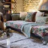 plaid emilio abete rosso, colore abete rosso, taglia 180 x 260. dettaglio decorativo che arricchisce letto, divano o poltrona