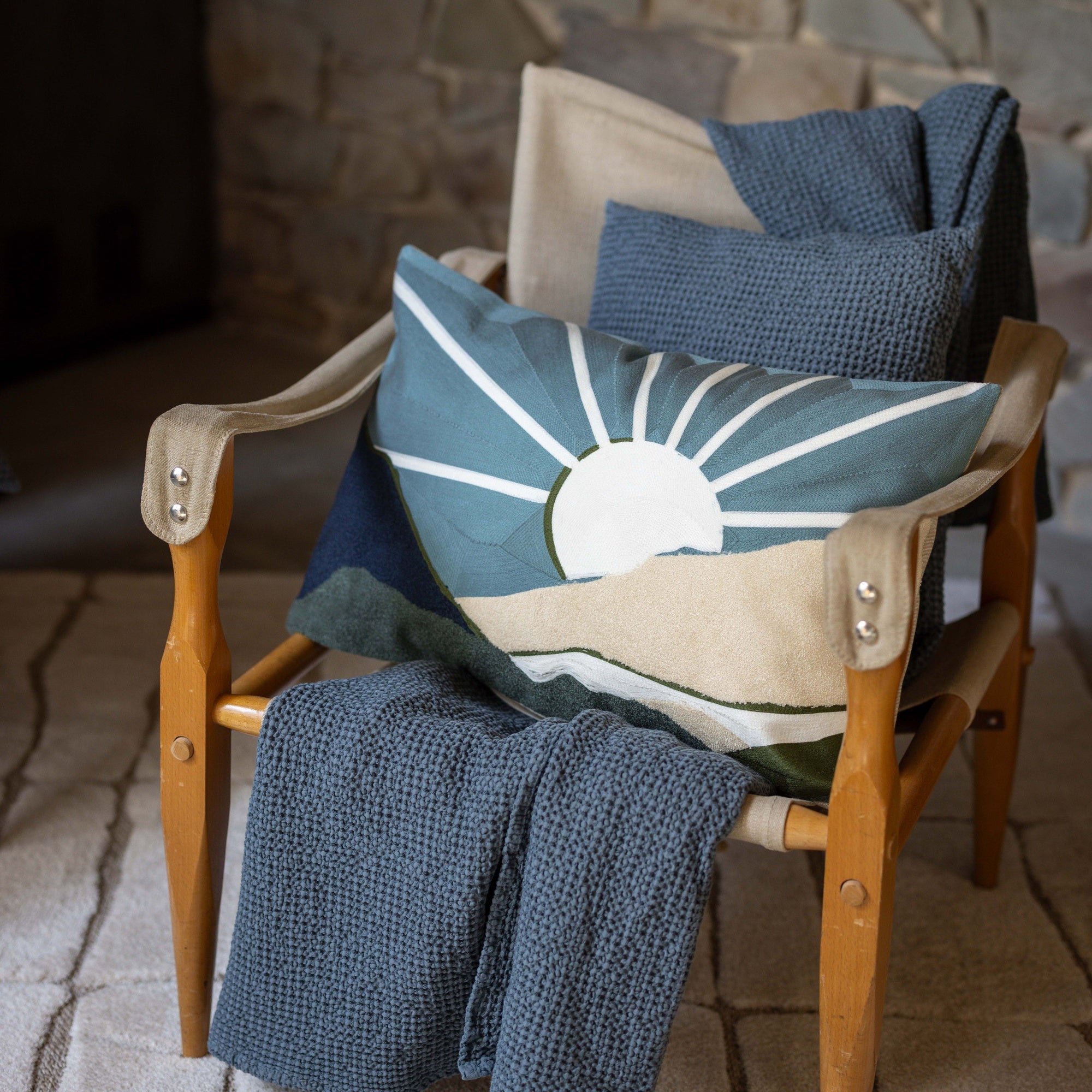 plaid riciclato maia piombo, colore piombo, taglia 180 x 260. versatile e pratico per ogni angolo della casa, dal soggiorno...