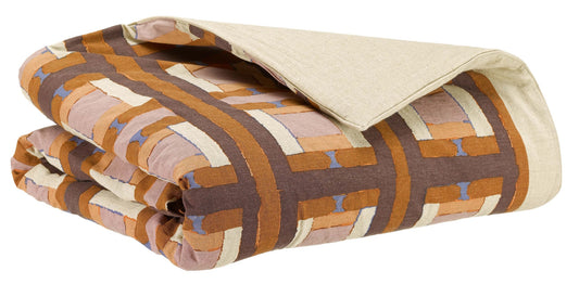 plaid stampato taho rame, colore rame, taglia 135 x 200. plaid piegato in vista frontale su fondo bianco, perfetto per...