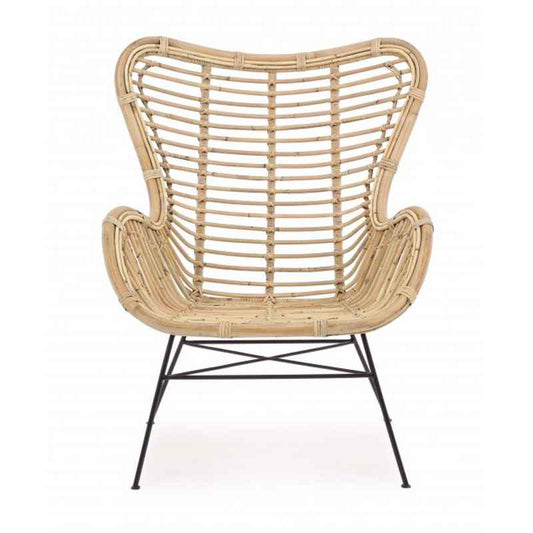 poltrona casilda in rattan, vista ambientata in terrazzo, giardino o veranda