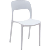 set di 4 sedie fuerteventura in polipropilene bianche, ambientazione su terrazza, veranda o prato